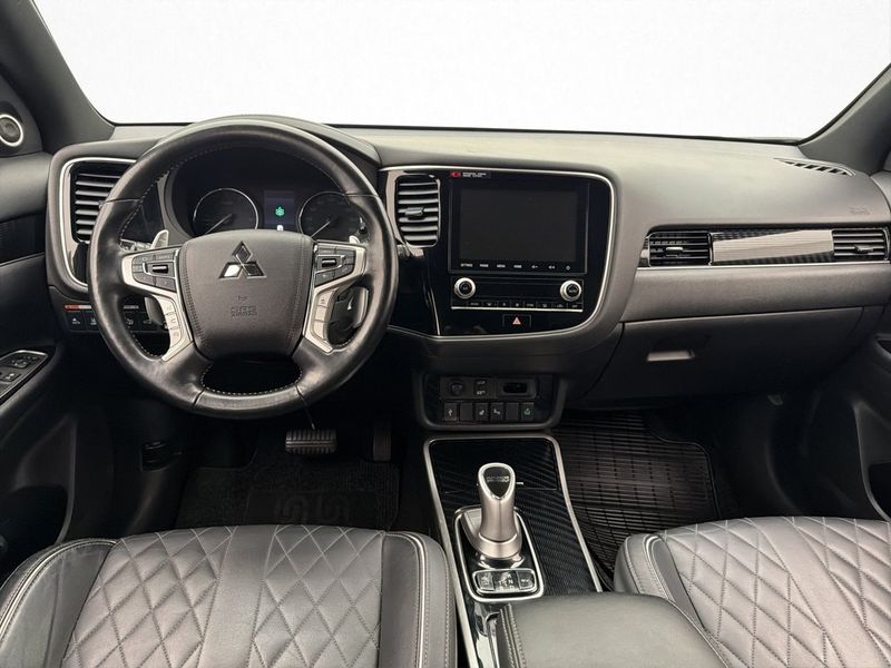 Mitsubishi Outlander bild 13