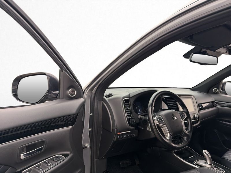Mitsubishi Outlander bild 10