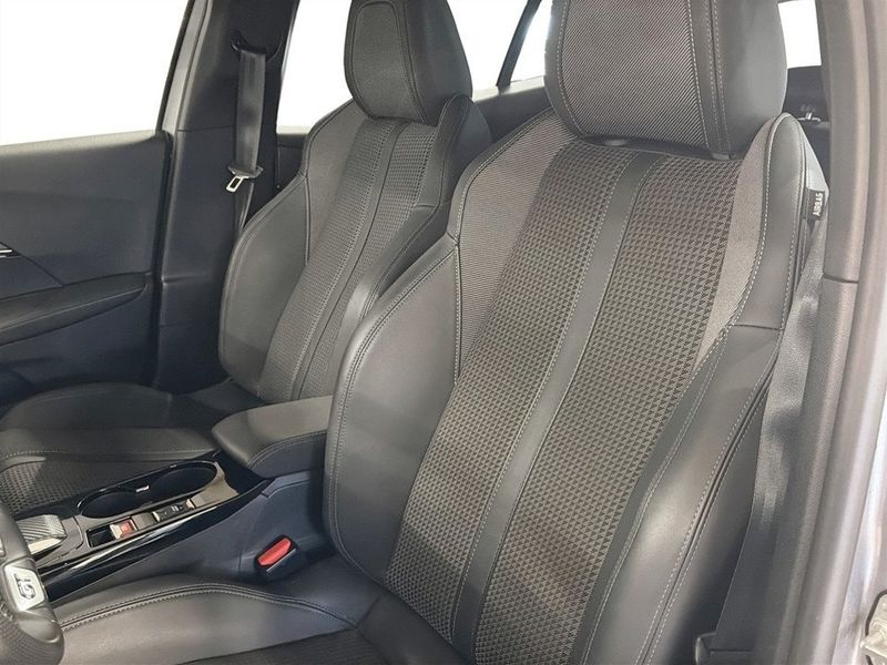 Peugeot 2008 bild 6
