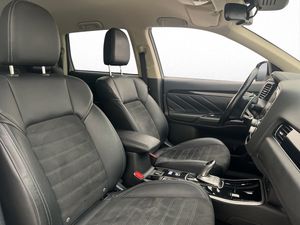 Mitsubishi Outlander bild 14