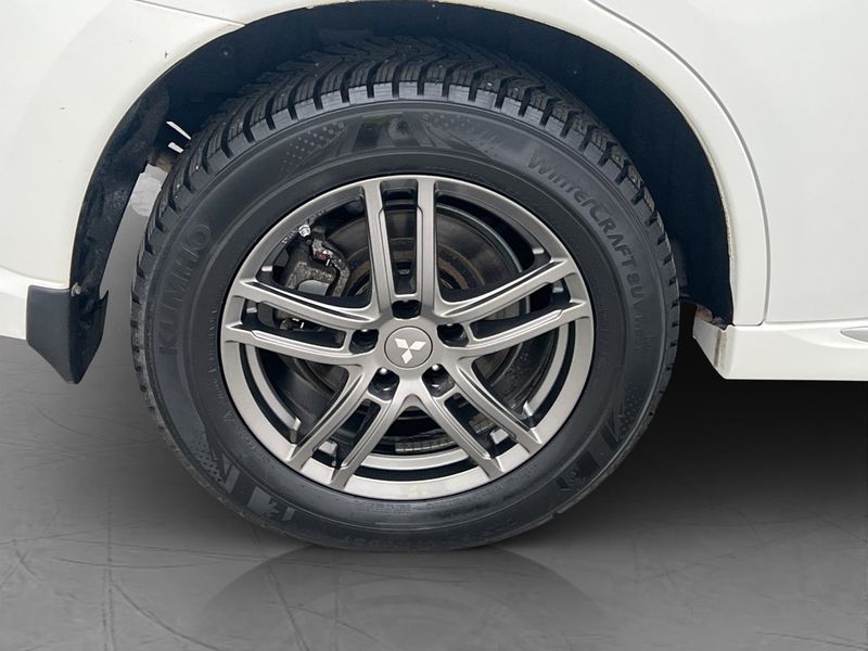 Mitsubishi Outlander bild 12