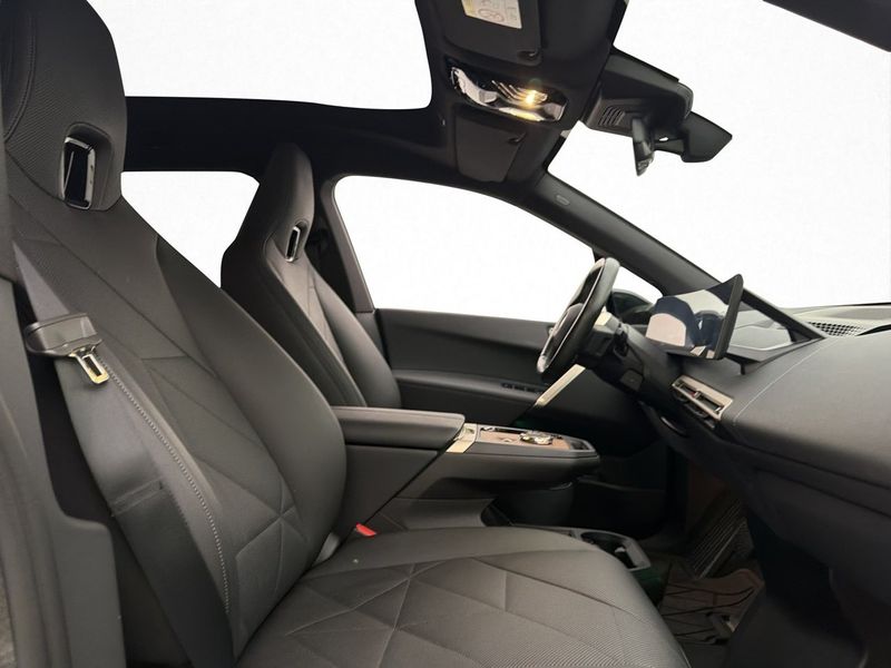 BMW iX bild 15