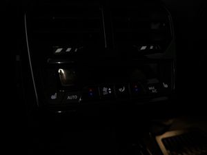 BMW iX bild 21