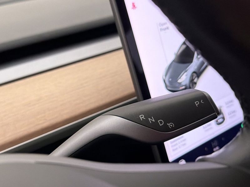 Tesla Model 3 bild 30