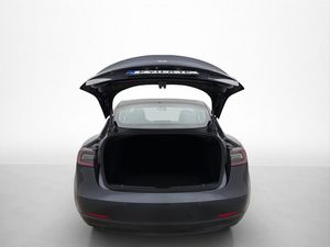 Tesla Model 3 bild 17