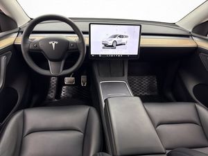 Tesla Model Y bild 20