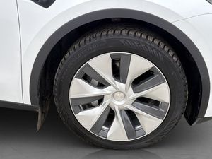 Tesla Model Y bild 14