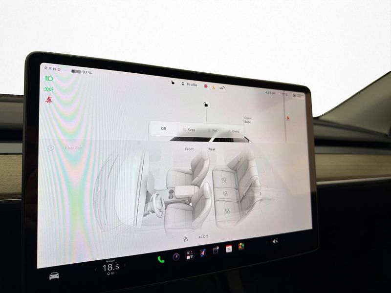 Tesla Model Y bild 31