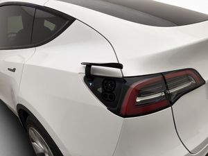 Tesla Model Y bild 38