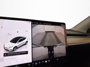 Tesla Model Y bild 29