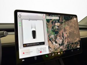Tesla Model Y bild 21