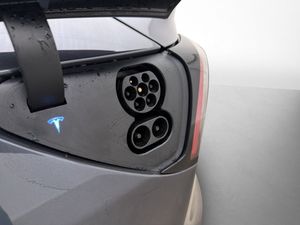 Tesla Model 3 bild 18