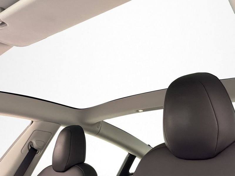 Tesla Model 3 bild 24