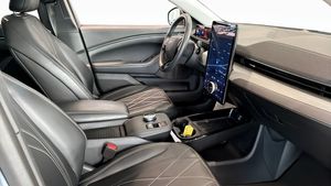 Ford Mustang Mach-E bild 3