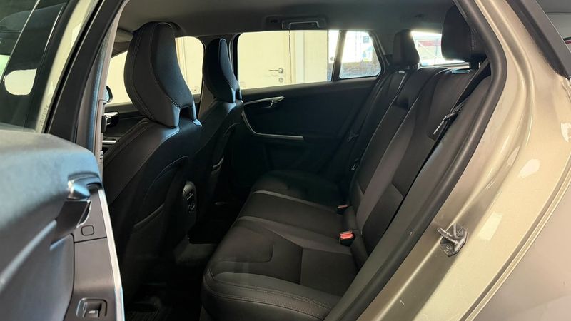 Volvo V60 bild 17