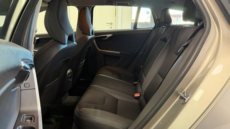 Volvo V60 bild 15