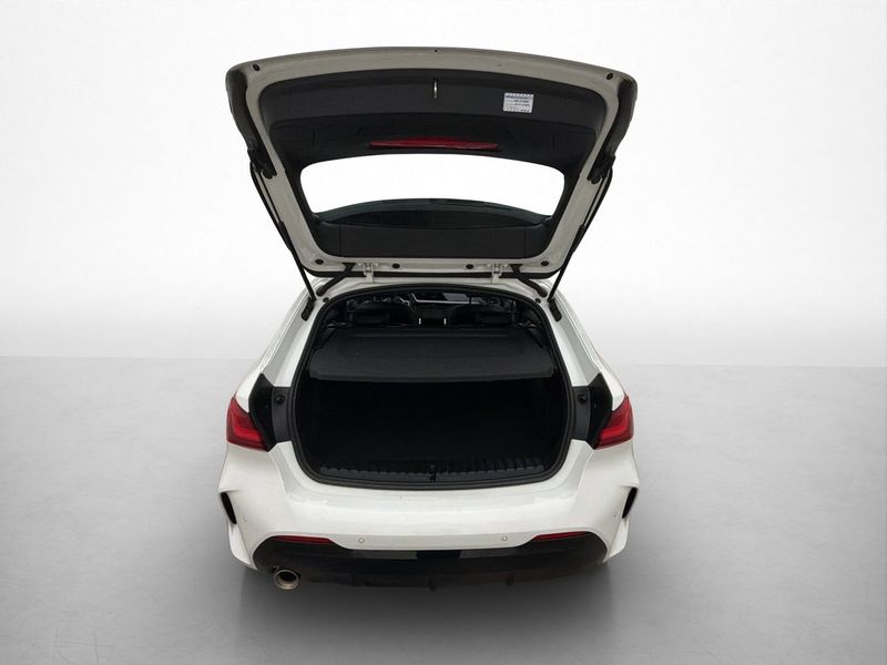 BMW 118 bild 10