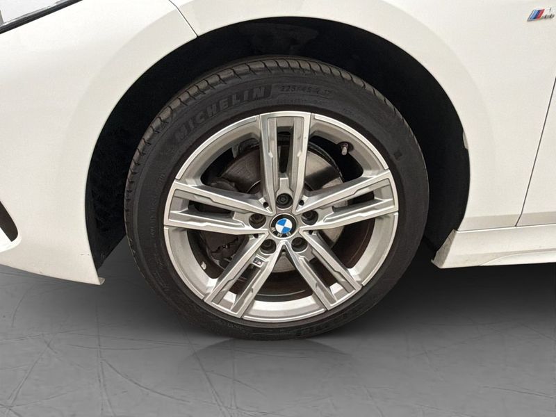 BMW 118 bild 30