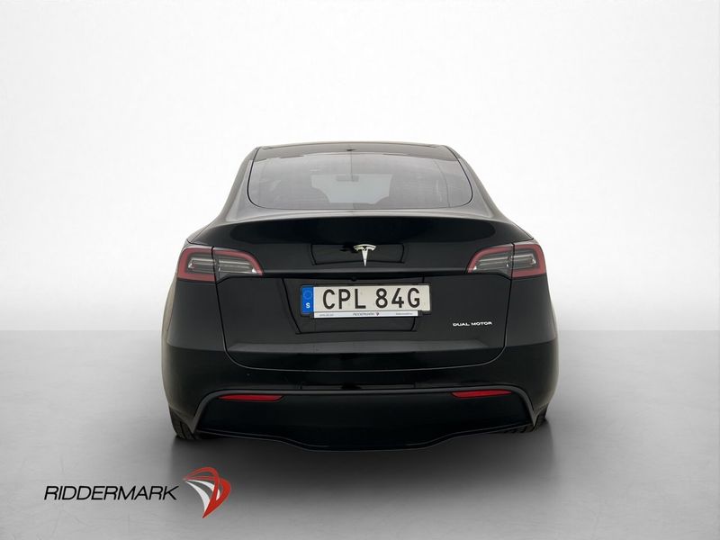 Tesla Model Y bild 8