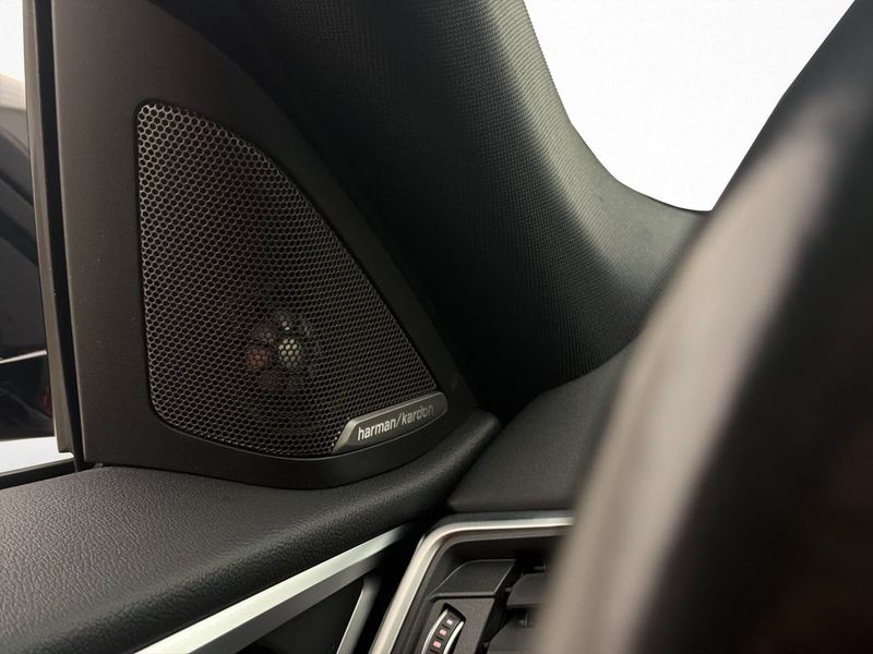 BMW i4 bild 32