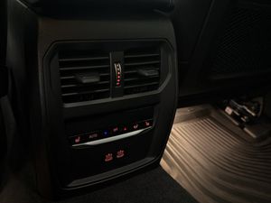 BMW i4 bild 36