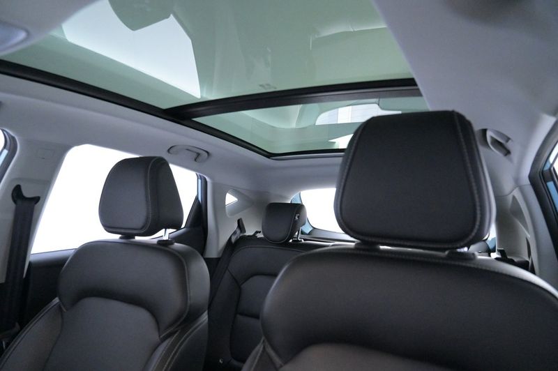 MG ZS EV bild 23
