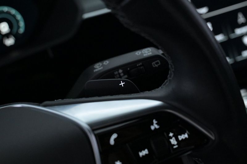 Audi Q8 e-tron bild 9