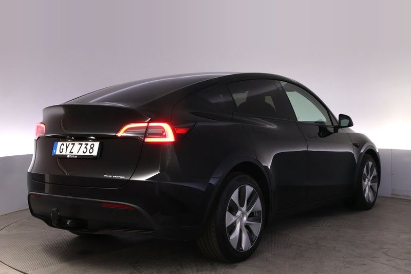 Tesla Model Y bild 5