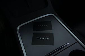 Tesla Model Y bild 24