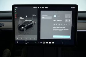 Tesla Model Y bild 16