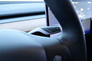 Tesla Model Y bild 8