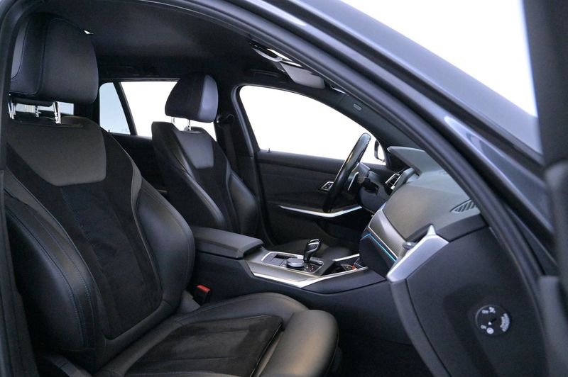 BMW 330 bild 15