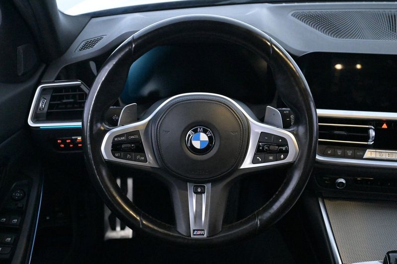 BMW 330 bild 7