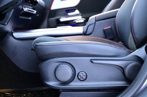 Mercedes GLA250 bild 14