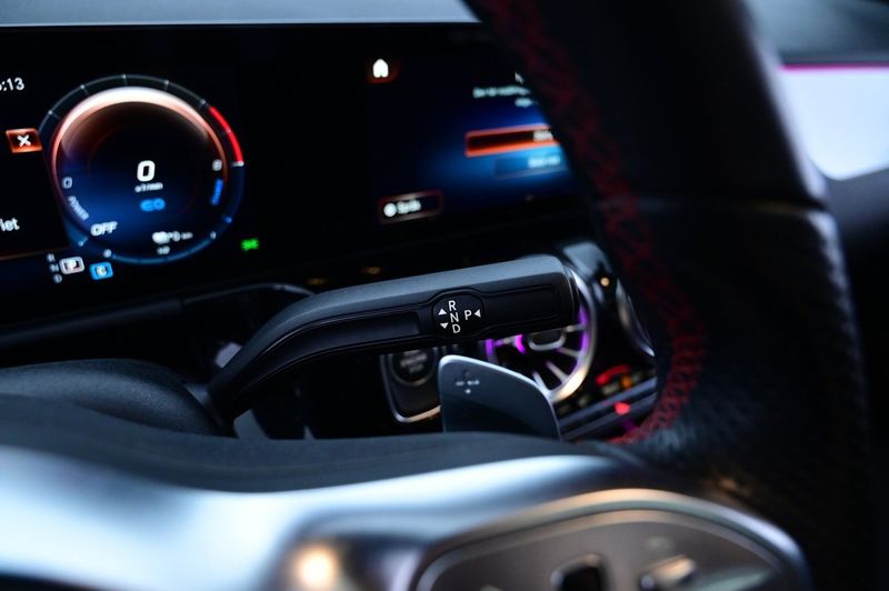Mercedes GLA250 bild 8