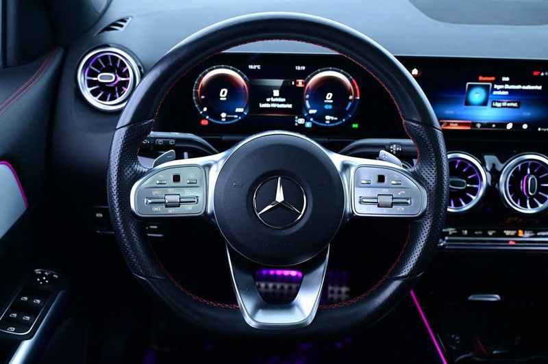 Mercedes GLA250 bild 7
