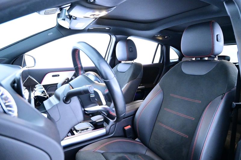 Mercedes GLA250 bild 11