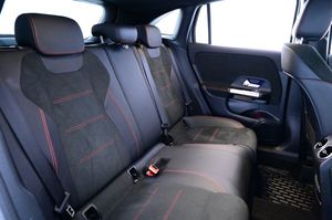 Mercedes GLA250 bild 25
