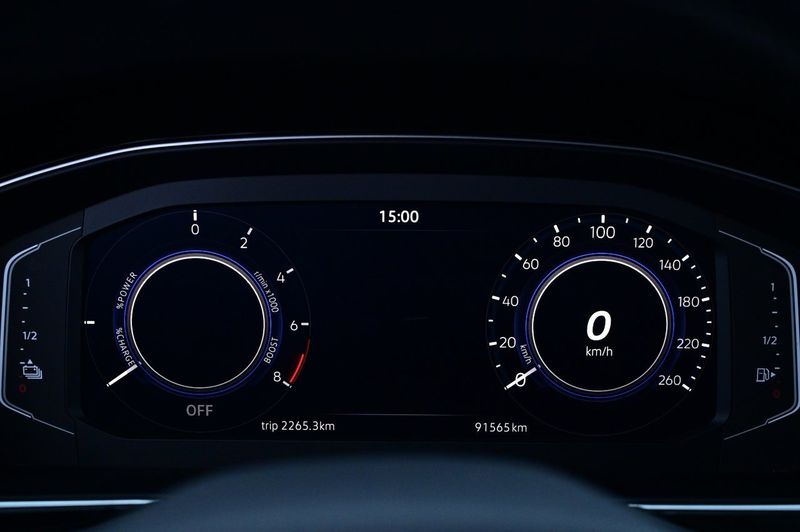 Volkswagen Passat bild 8
