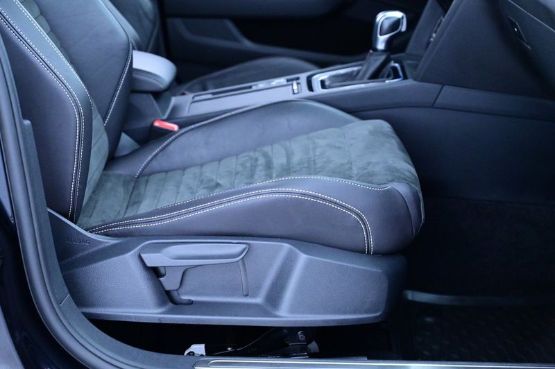 Volkswagen Passat bild 14