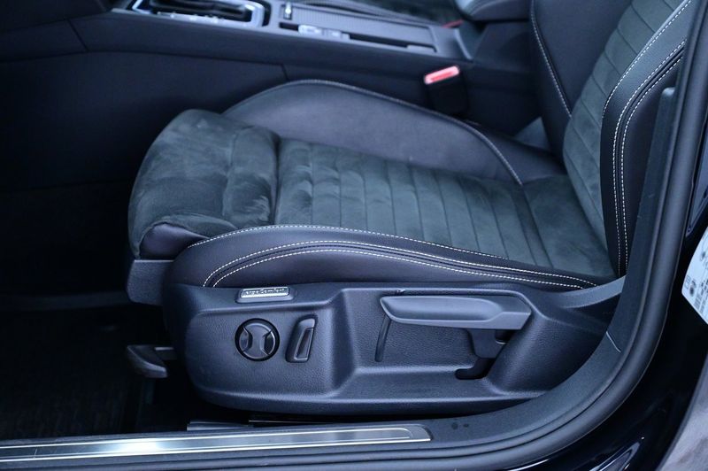 Volkswagen Passat bild 11