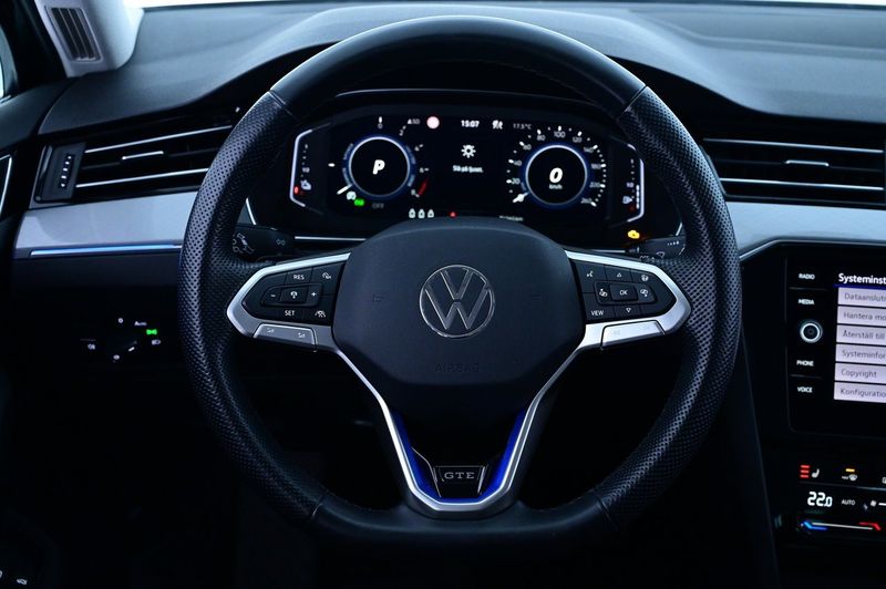 Volkswagen Passat bild 7