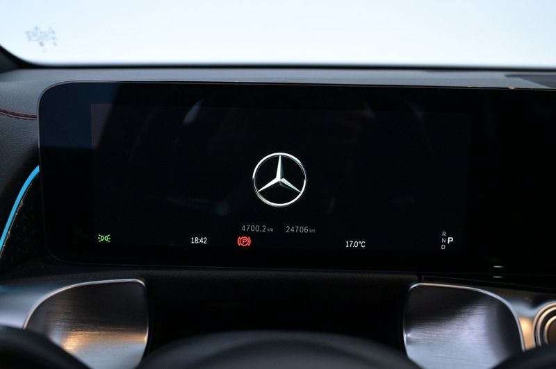 Mercedes EQB250+ bild 9