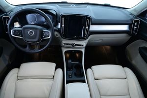 Volvo XC40 bild 6