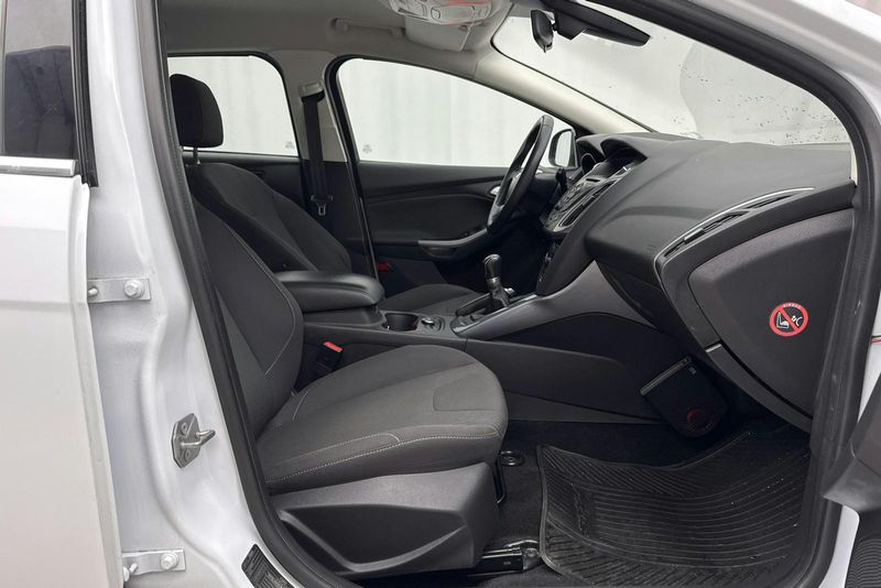 Ford Focus bild 7