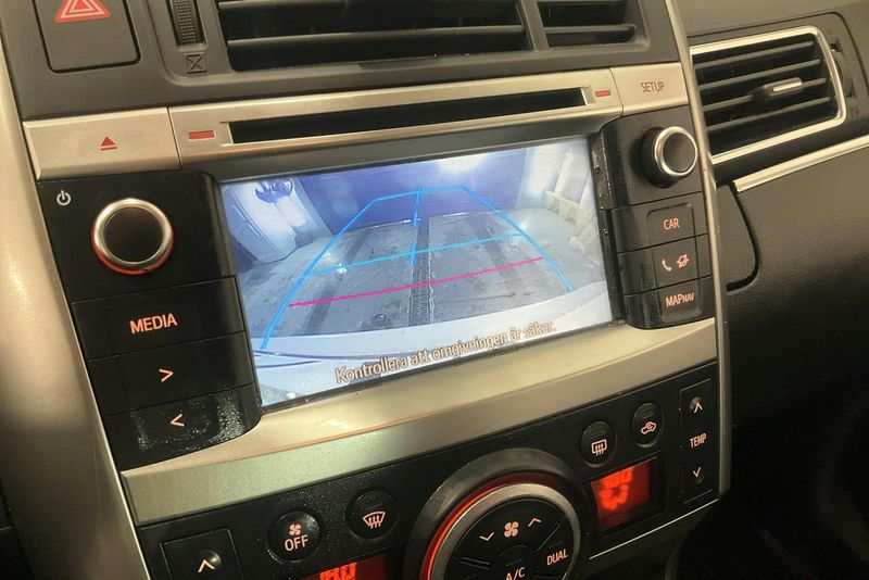 Toyota Verso bild 13