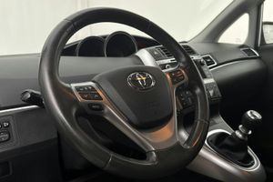 Toyota Verso bild 17