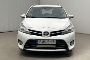 Toyota Verso bild 4