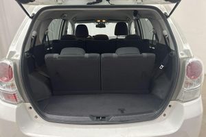 Toyota Verso bild 11