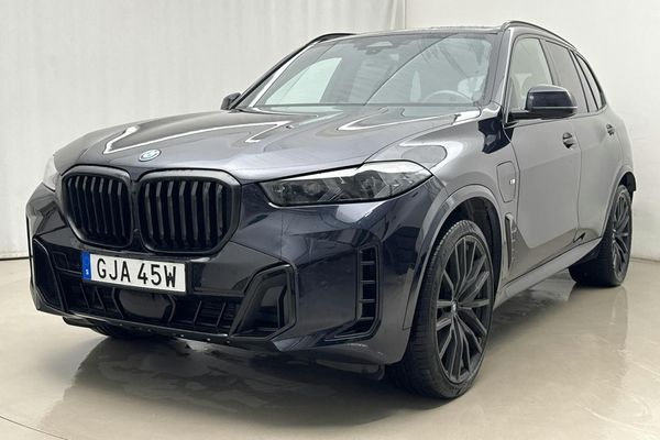 BMW X5 xDrive50e LCI, G05 (489hk) - 2024